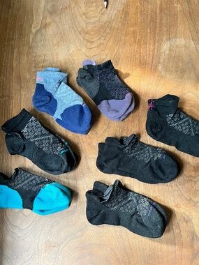 7 pairs ankle Smartwool socks, size small